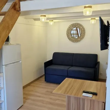 Feriehus Maisonnette A 200m De La Plage, Terrasse, Clim, Parking Prive, Lave-linge Et Linge De Lit Compris Le Barcarès