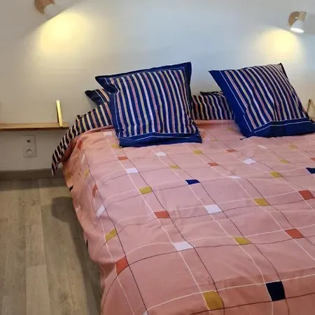Maisonnette à 200m De La Plage, Terrasse, Clim, Parking Privé, Lave-linge Et Linge De Lit Compris *