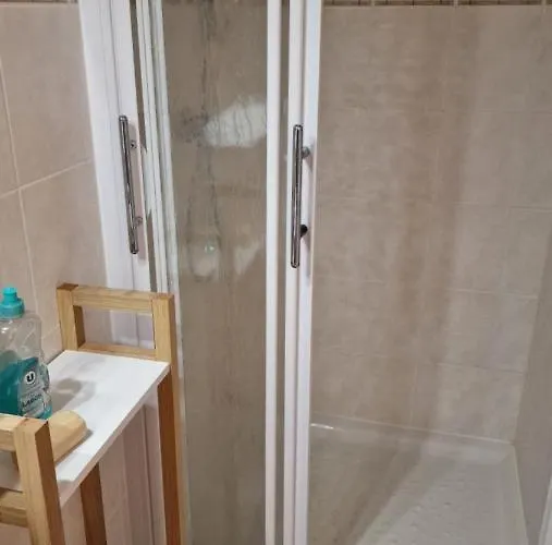 Maisonnette A 200m De La Plage, Terrasse, Clim, Parking Prive, Lave-linge Et Linge De Lit Compris * Le Barcarès